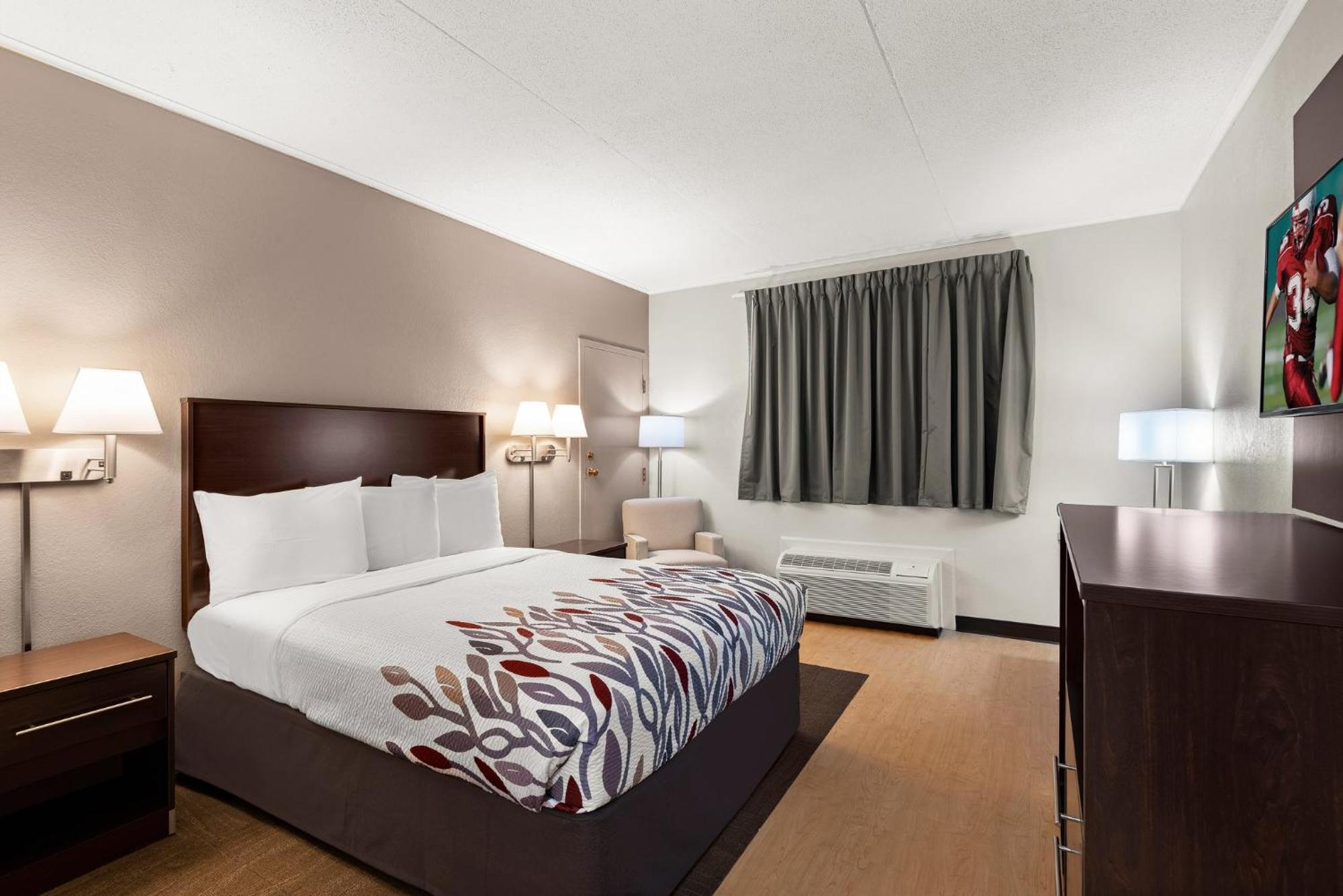 Red Roof Inn Norwich Екстериор снимка