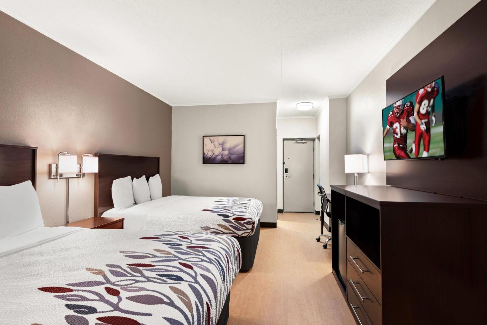 Red Roof Inn Norwich Екстериор снимка